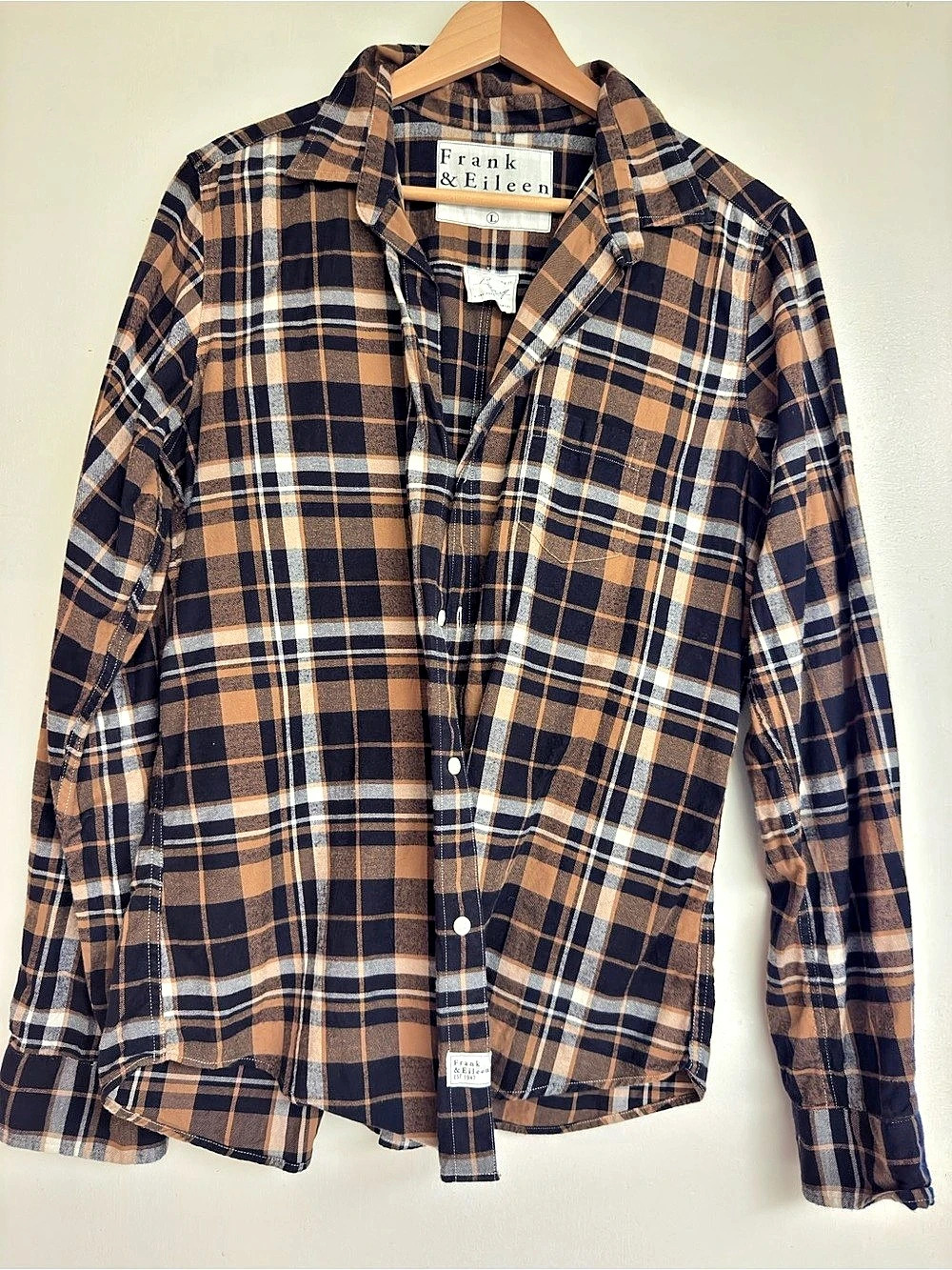 Frank & Eileen Barry Italian Flannel Button-Up Shirt Plaid Brown & Black - Larg